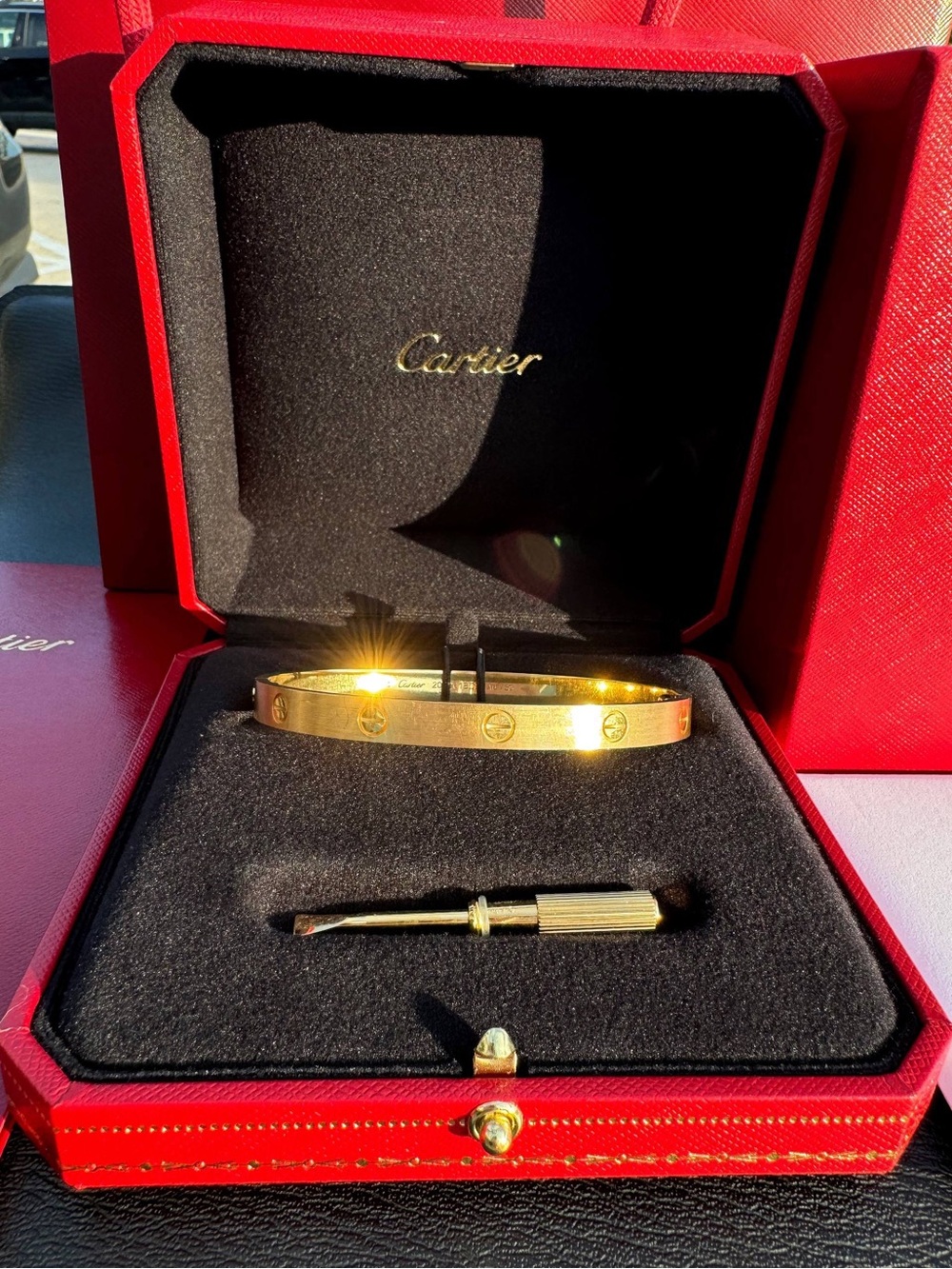 Cartier 18k yellow gold Brushed LOVE BRACELET CLASSIC MODEL size 20 full set 202 - Picture 9 of 11